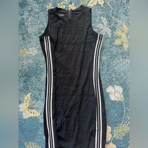 Size Medium Trintenio Black Lace Three Stripe Dress Sleeveless Lined Knee Length
